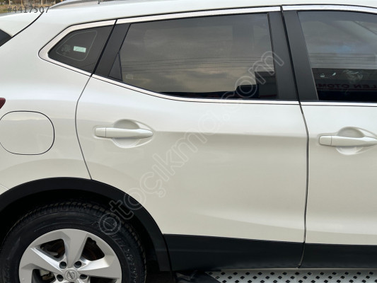 NİSSAN QASHQAİ J11 SAĞ ARKA KAPI BOYASIZ HATASIZ BEYAZ