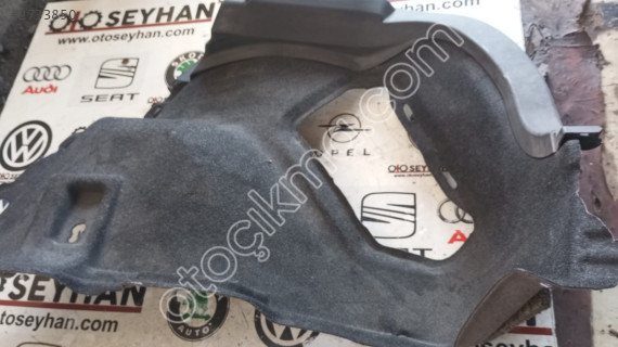 64733-02040 Toyota Auris 2008 yılı arka sol kaplama