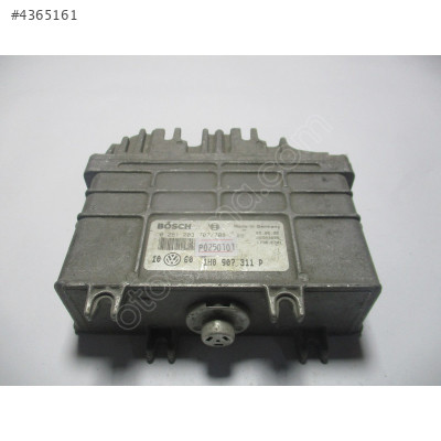 Volkswagen Golf 3 1.8 Motor Beyni 0261203707 1H0907311P