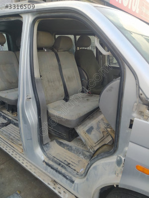 ÇIKMA VW TRANSPORTER T5 SAĞ ÖN KAPI ÇERÇEVE FİTİLİ