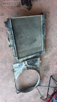 2012 MITSUBISHI L200 ÇIKMA ORJİNAL SU RADYATÖRÜ