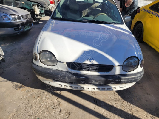 1999-2001 TOYOTA COROLLA SOL ÖN KAPI