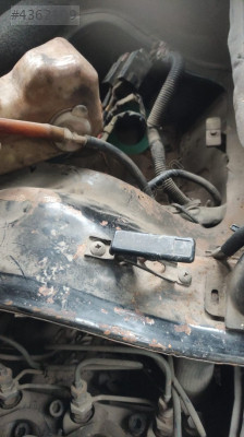 HYUNDAİ H100 DEPO KAPAĞI AÇMA KOLU