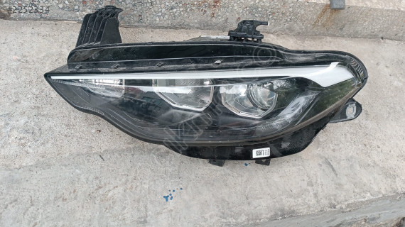 Fiat Egea ledli üstü beyaz çizgili zenon far çıkma