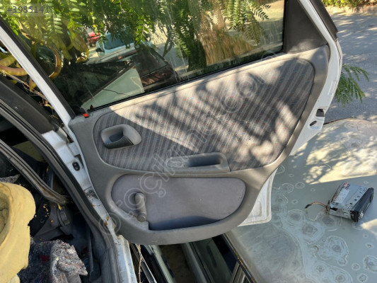 OPEL ASTRA F SAĞ ARKA KAPI DÖŞEMESİ