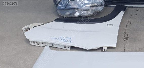 peugeot rifter 2020 çıkma sağ ön çamurluk (son fiyat)