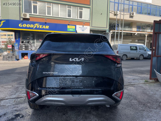 KİA SPORTAGE ARKA TAMPON SÖKME HATASIZ 2021-2023