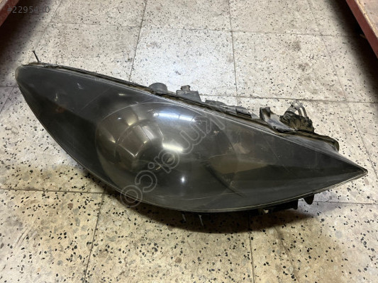 PEUGEOT 307 SAĞ ÖN FAR MERCEKLİ ÇIKMA PARÇA