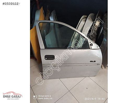 Opel Corsa B sağ ön kapı