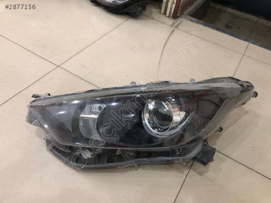 TOYOTA YARİS 20-23 SOL FAR