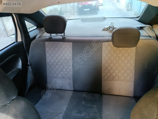 Fiat linea arka üçlü koltuk