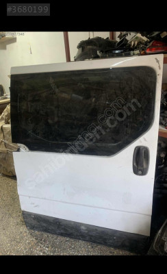 Renault trafic sağ sürgülü kapı