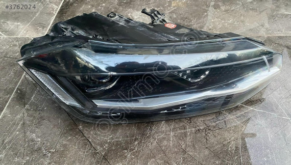 VOLKSWAGEN POLO SAĞ ÖN FAR ORJINAL HATASIZ ÇIKMA