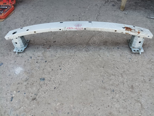 TOYOTA AURİS 2014 MODEL ÖN TAMPON DEMİRİ