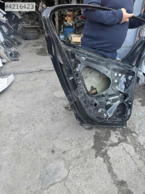 Passat b8 sol arka kapı