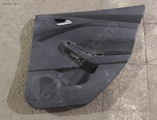 FORD FOCUS 3 3.5 SAĞ ARKA KAPI DÖŞEMESİ ÇIKMA PARÇA