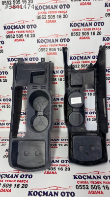 Ford Transit Connect orta konsol(OEM:9T16-V04582)
