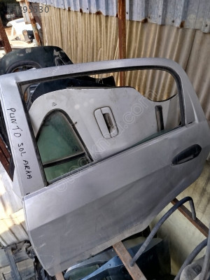 FIAT PUNTO SOL ARKA KAPI