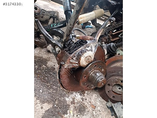 126 KASA MERCEDES FREN KALIPER BULUNUR