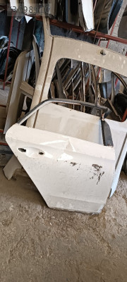 Hyundai i20 sağ arka kapı