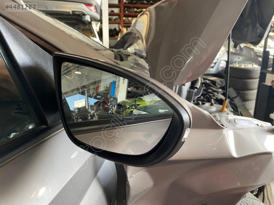 HYUNDAİ BAYON SAĞ AYNA