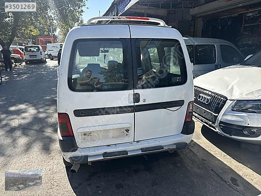 Citroen Berlingo bagaj kapağı asistan oto