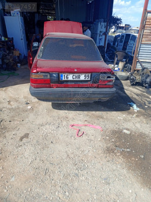 Toyota Corolla bagaj kapağı