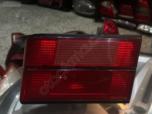 BMW 5 SERİSİ E34 SAĞ İÇ STOP