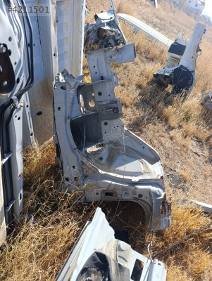 Megane 2 sağ ön podya şase