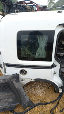 OPEL COMBO C SAG ARKA ÇAMURLUK.OTO ERKAN ÜNYE