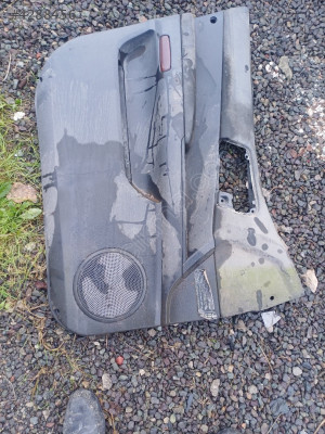 Sanyong kyron sol kapı döşemesi