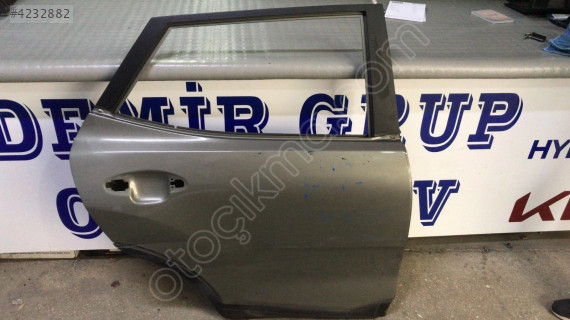 KİA STONİC SAĞ ARKA KAPI 2021-2024