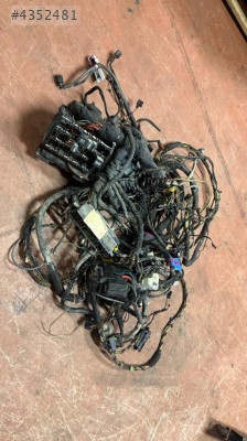 VOLKSWAGEN POLO 1.4 MANUEL KOMPE MOTOR TESİSATI