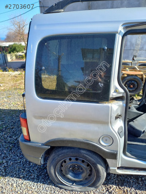 Partner - Berlingo (03-10) Kesme Sağ Arka Çamurluk