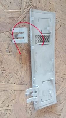 1K0947133E Passat B6 ön tavan lambası kapagı