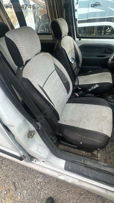 Kango sağ ön koltuk 98-2003