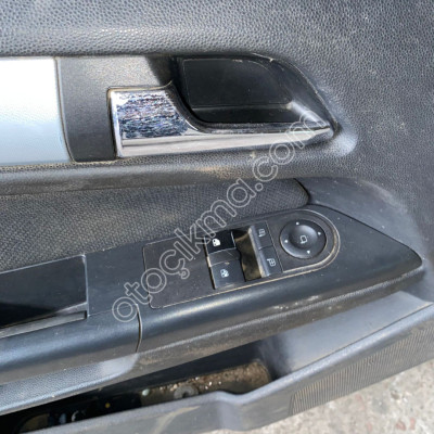 Opel Astra H Çıkma Sol Kapı Cam Düğmesi GM