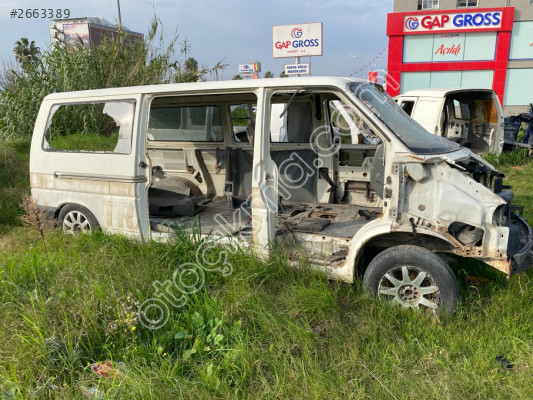 VOLKSWAGEN TRANSPORTER T4 SOL ÖN ÇAMURLUK ORJİNAL ÇIKMA