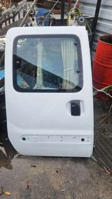 Renault Kangoo sağ sürgülü kapı
