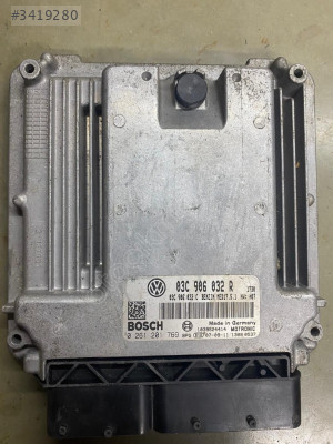 03C 906 032 R  0261 201 769 VW GOLF MOTOR BEYNİ