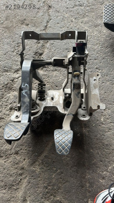 AUDİ A4 MANUEL PEDAL SETİ MG OTO