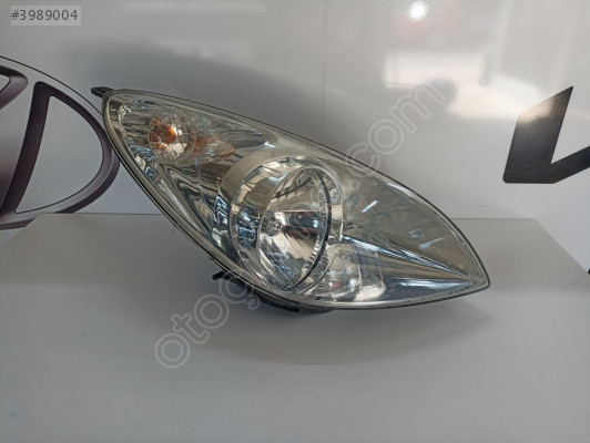 HYUNDAİ İ20 SAĞ FAR 2008-2012 ORİJİNAL ÇIKMA YEDEK PARÇA