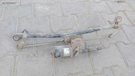ford tourneo connect silecek motoru