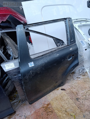 Skoda yeti sol arka kapı orjinal çıkma parça