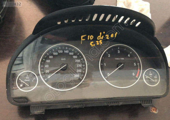 BMW F10 5.20 9280483-01 GÖSTERGE SAATİ OTO FEDAİ