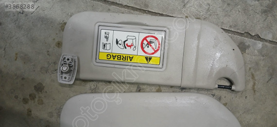 Peugeot 301 çıkma güneşlik