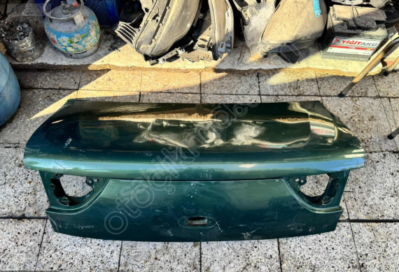 RENAULT MEGANE 1 BAGAJ KAPAĞI ORJİNAL EYUPCAN OTO'DA