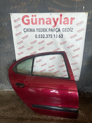 RENAULT MEGANE SAĞ ARKA KAPI