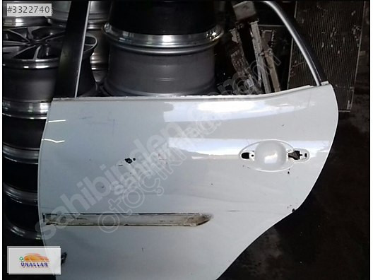 TOYOTA AURİS SOL ARKA KAPI 2010 ÜNALLAR OTO ÇIKMA PARÇA