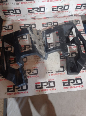Renault Megane 4 Arka Tampon Sol/Sağ Braketi OEM 850468721R